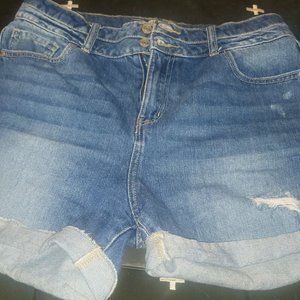 Zenana Jean Distressed shorts